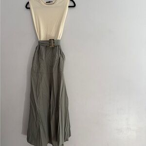 Chic Cream and Gray Belted Maxi Dress